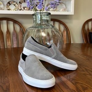 🌸 ON SALE!! 🌸To Boot New York by Adam Derrick.